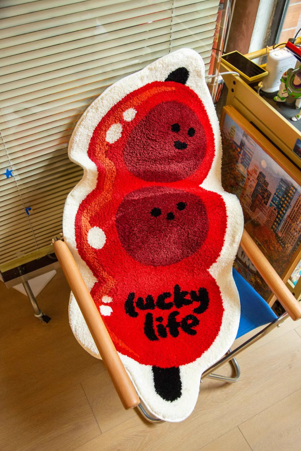 Red Lucky Dango Runner