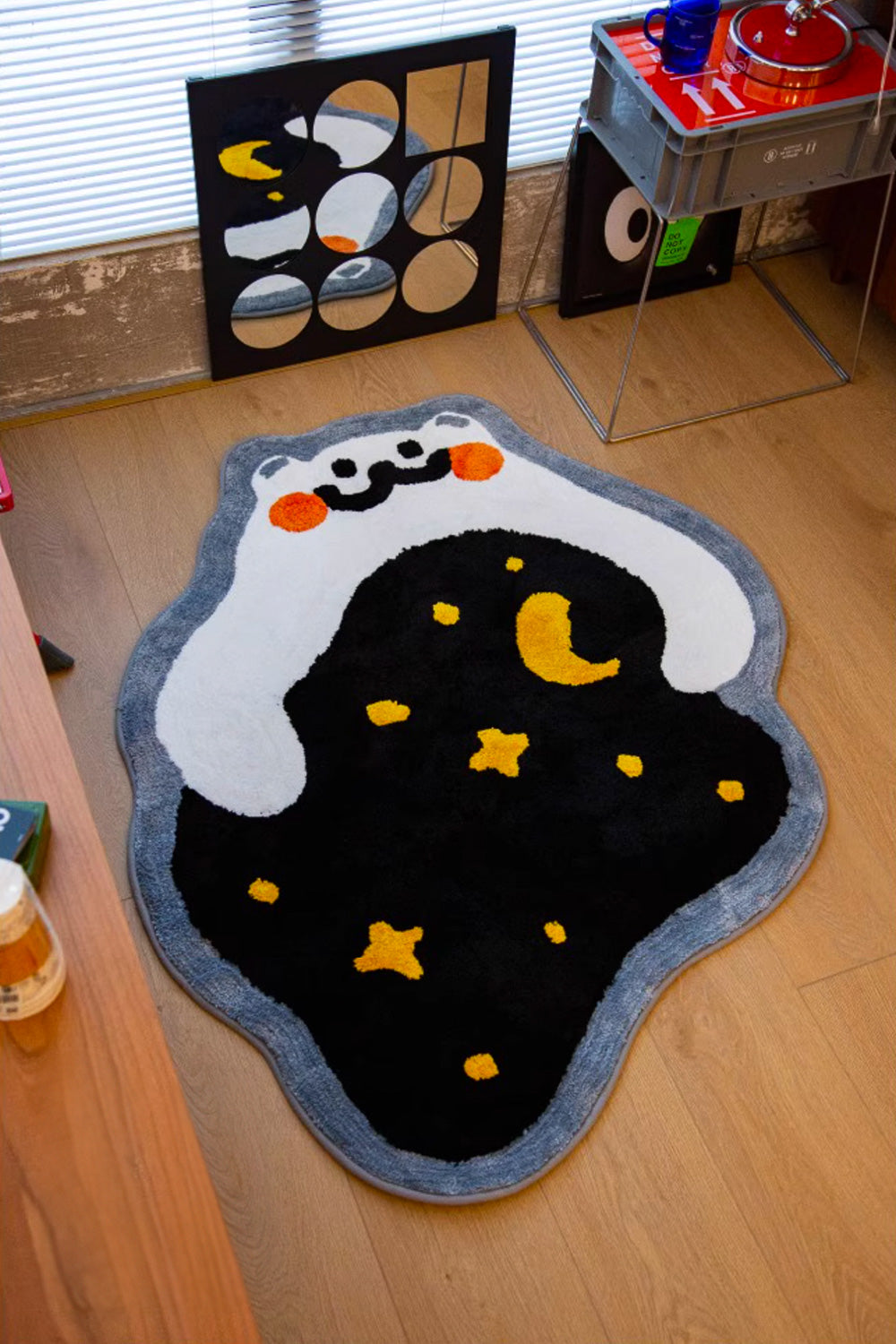 Polar Bear Hug Mat