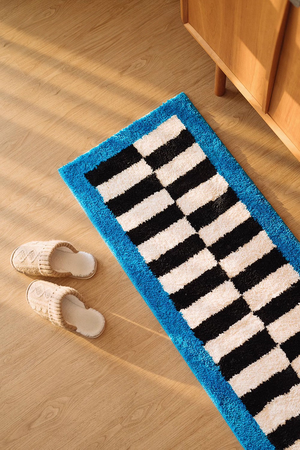 32Hz Black & White Piano Key Runner Rug