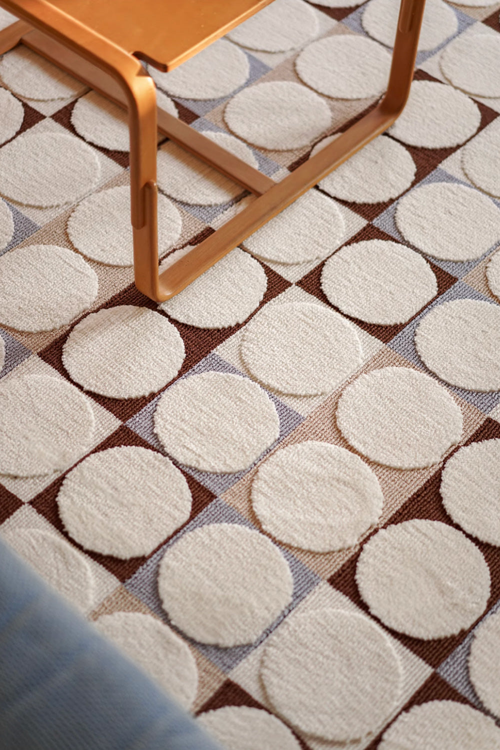 Sequential Light Dot Geometric Rug