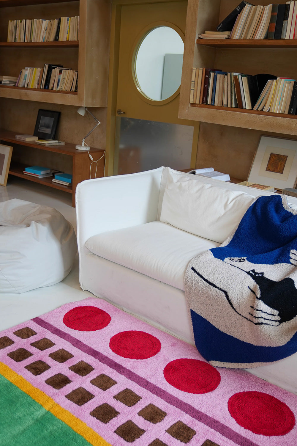 Four Suns - Dopamine Pink Geometric Rug