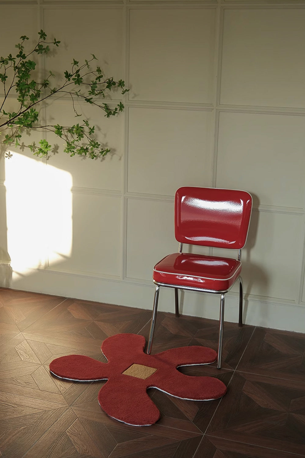 Irregular Brick Red Flower Rug with Tan Center